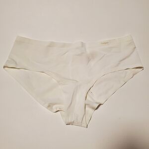 Triumph Cream Hipster Panties